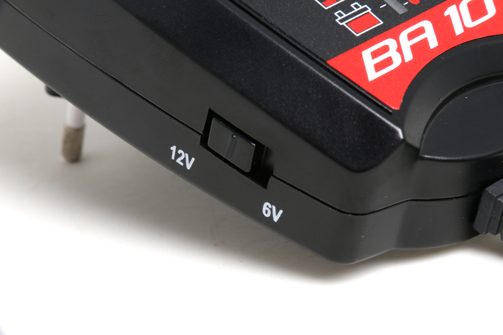 UPL_BS-CHARGER_BA10-2016_03
