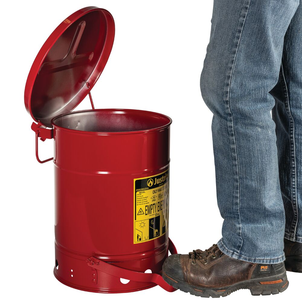09100_oily-waste-can-6-gallon-red-justrite-foot_operated