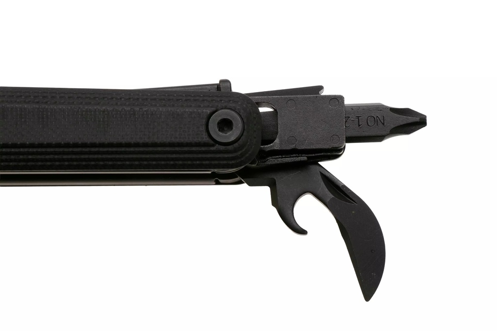 LE833334_09_leatherman