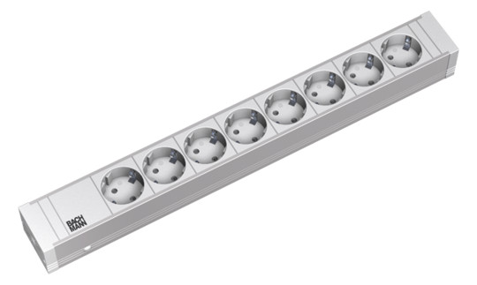 [333.001] Toitepaneel 8 x Schuko räckitav 2.0m 1U hall
