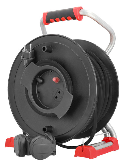 230V Toitekaabli pikendus 3 pesa / 38.5m + 1.5m rull kaablitrummel IP44 3G 1.5 mm² plastikust