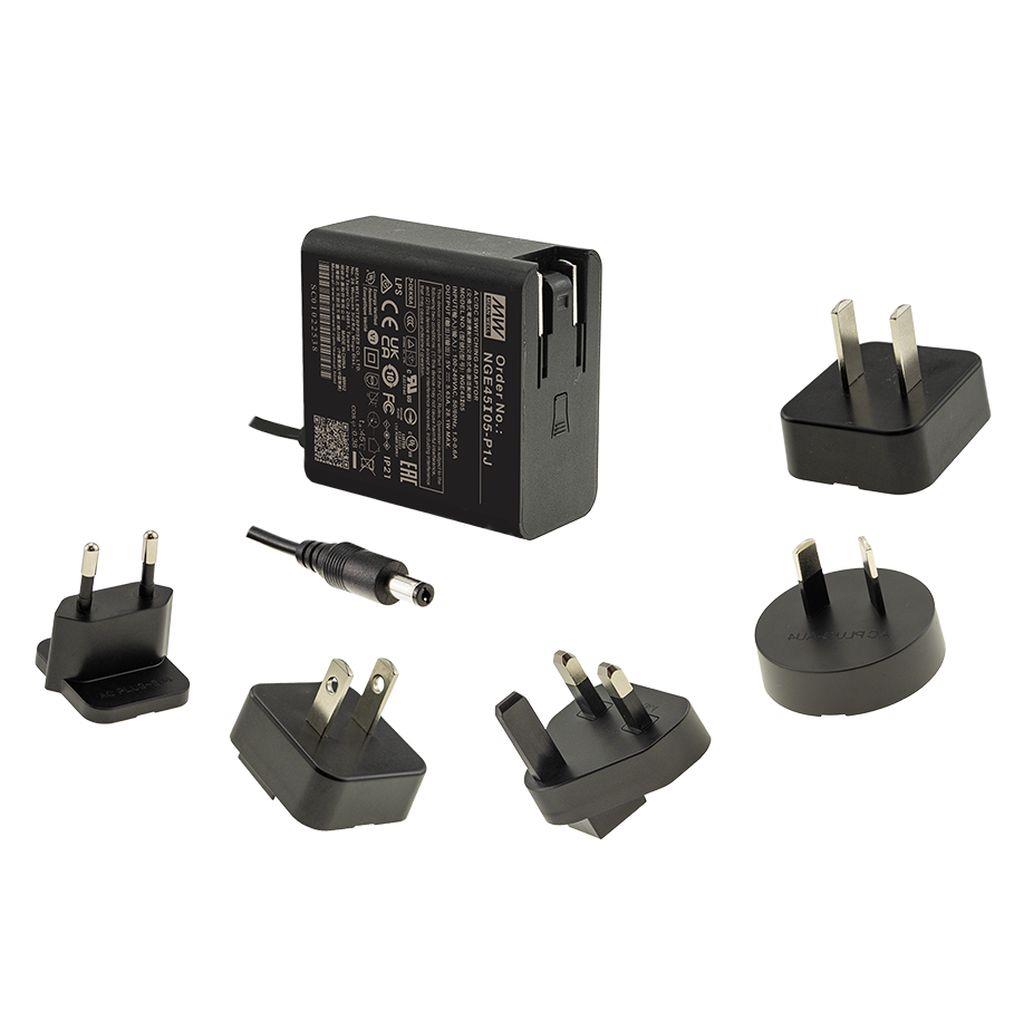 [NGE45I15-P1J] Toiteplokk plug-in 45W 15V 3A