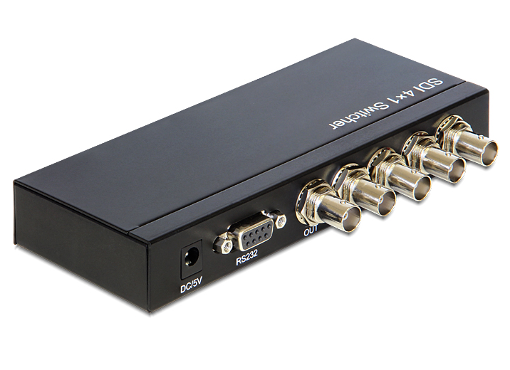 [93251] BNC splitter, 4 BNC (F) 3G-SDI sisse , 1 BNC (F) 3G-SDI välja
