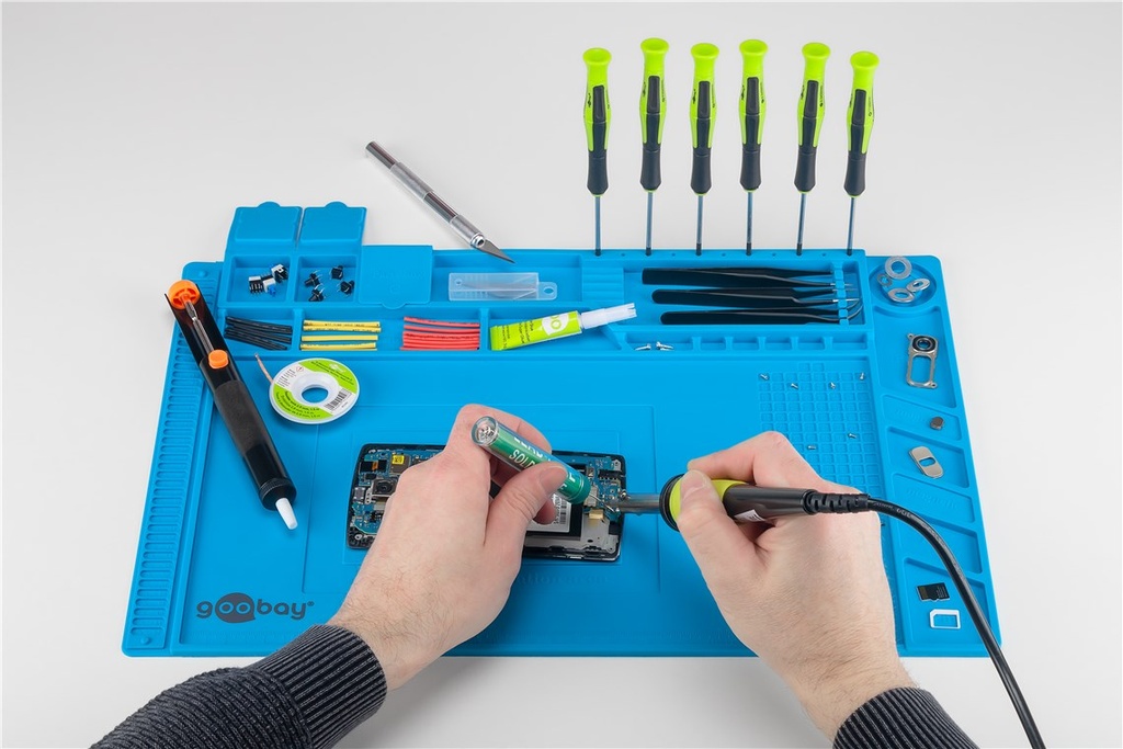 [61670] Silicone Soldering flexible mat for safe soldering, repairing and crafting